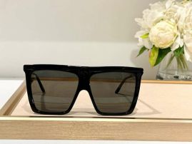 Picture of Gucci Sunglasses _SKUfw56968651fw